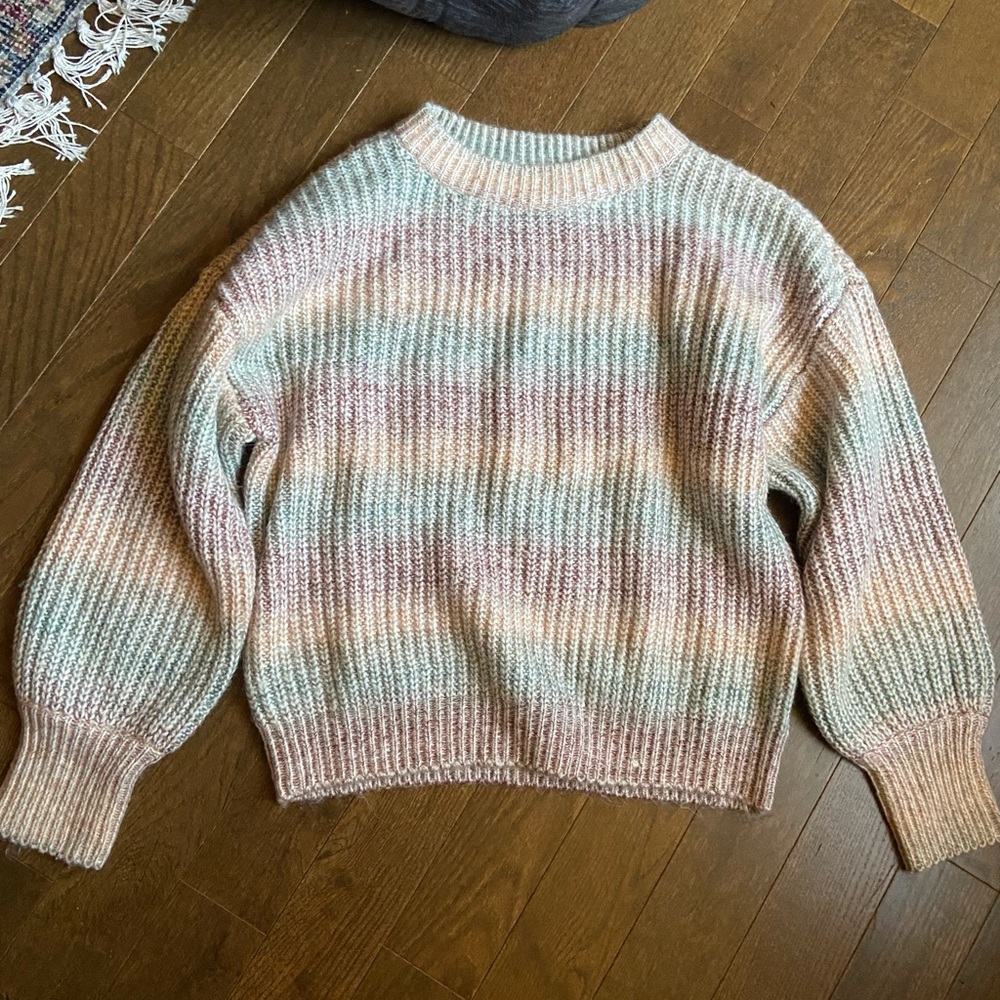 Universal Thread sweater